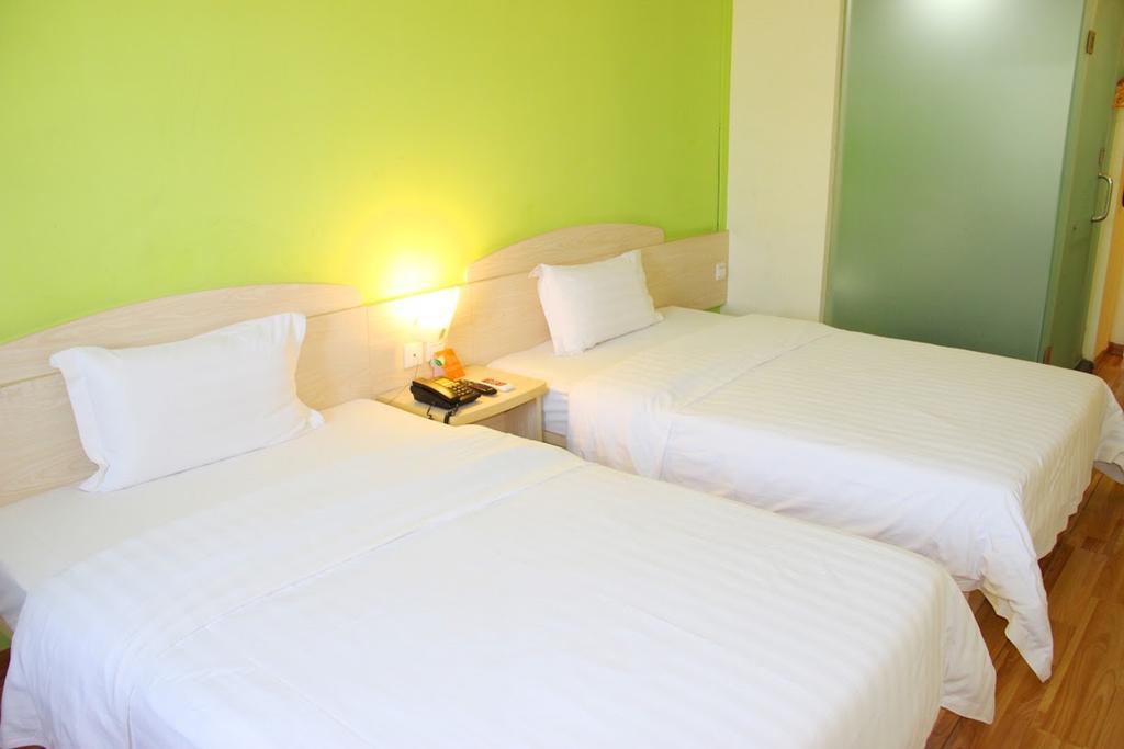 7Days Inn Dalian Gangwan Square Station Port 部屋 写真